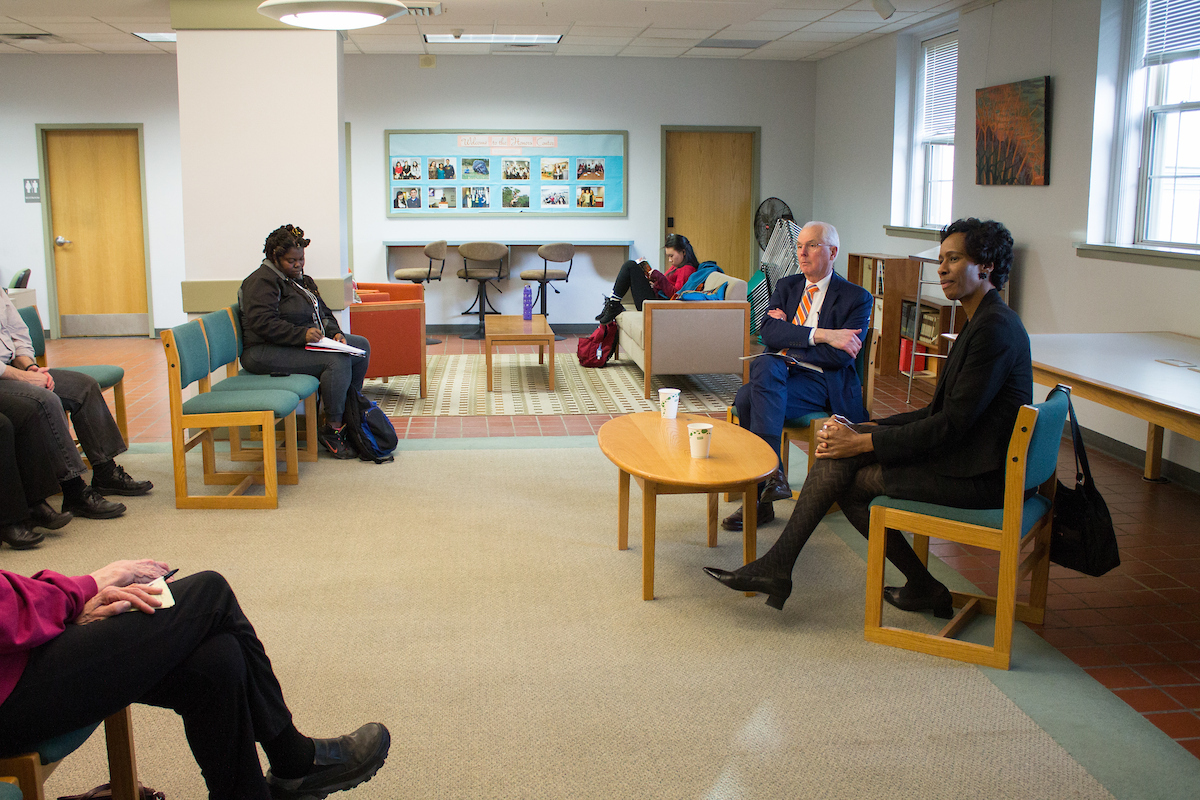 Ottaway lecture to students